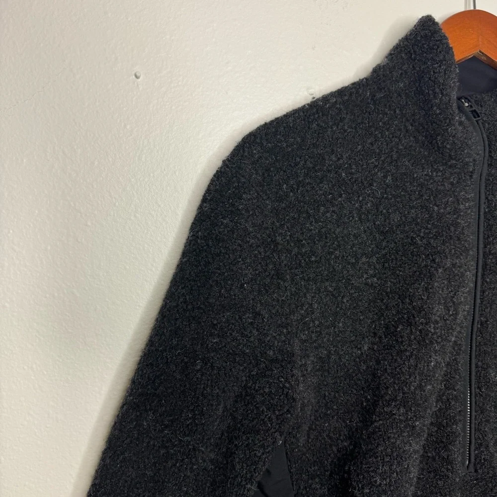 Lululemon‎ Black Tundra Trek 1/2 Zip Pullover Sweater